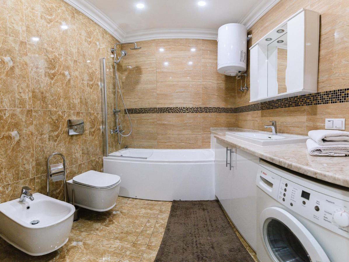 Apartmán Luxury For Business & Pleasure Royal 2 Kyjev Exteriér fotografie