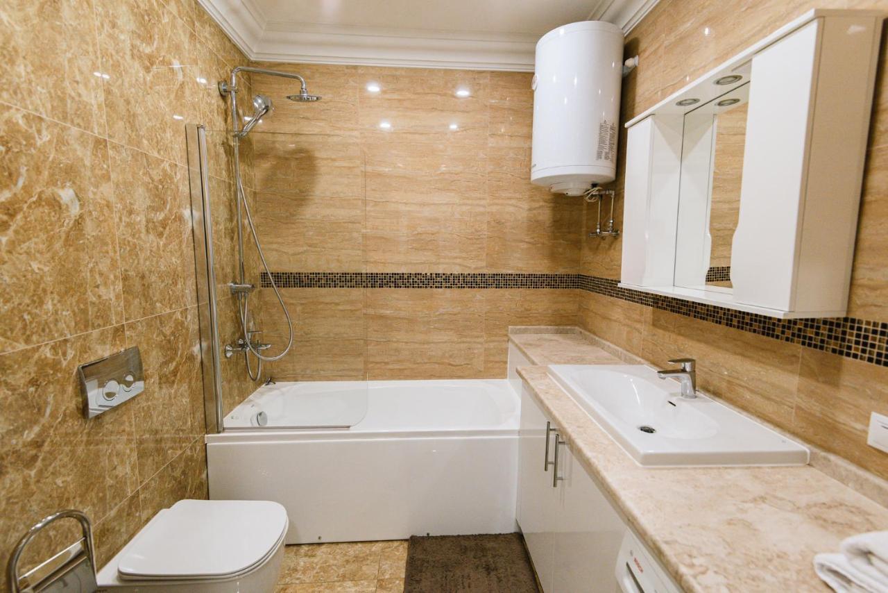Apartmán Luxury For Business & Pleasure Royal 2 Kyjev Exteriér fotografie