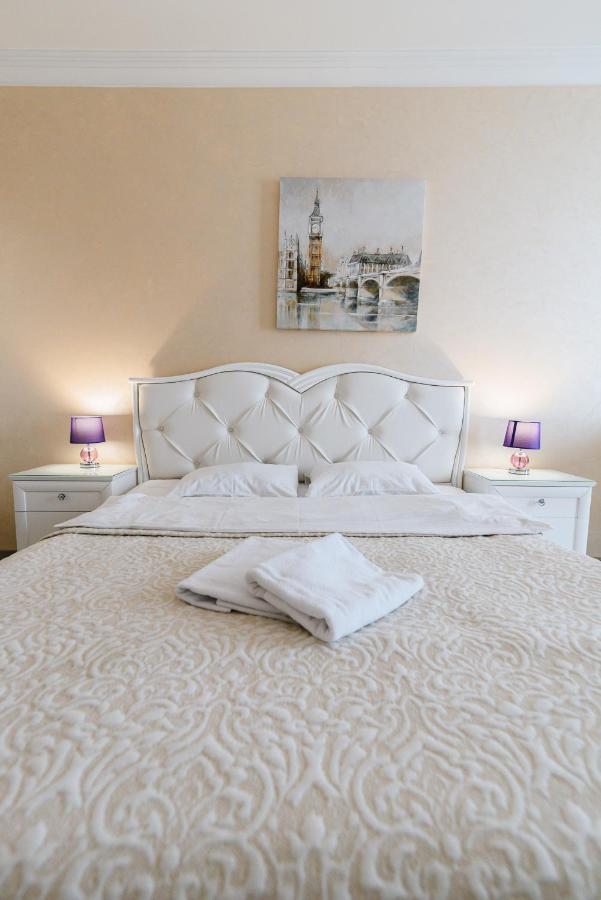 Apartmán Luxury For Business & Pleasure Royal 2 Kyjev Exteriér fotografie