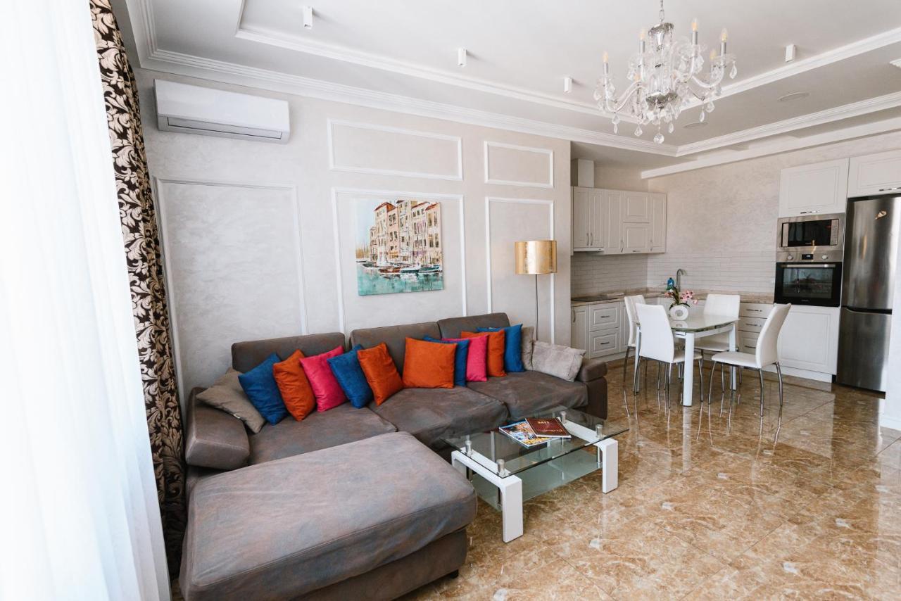 Apartmán Luxury For Business & Pleasure Royal 2 Kyjev Exteriér fotografie