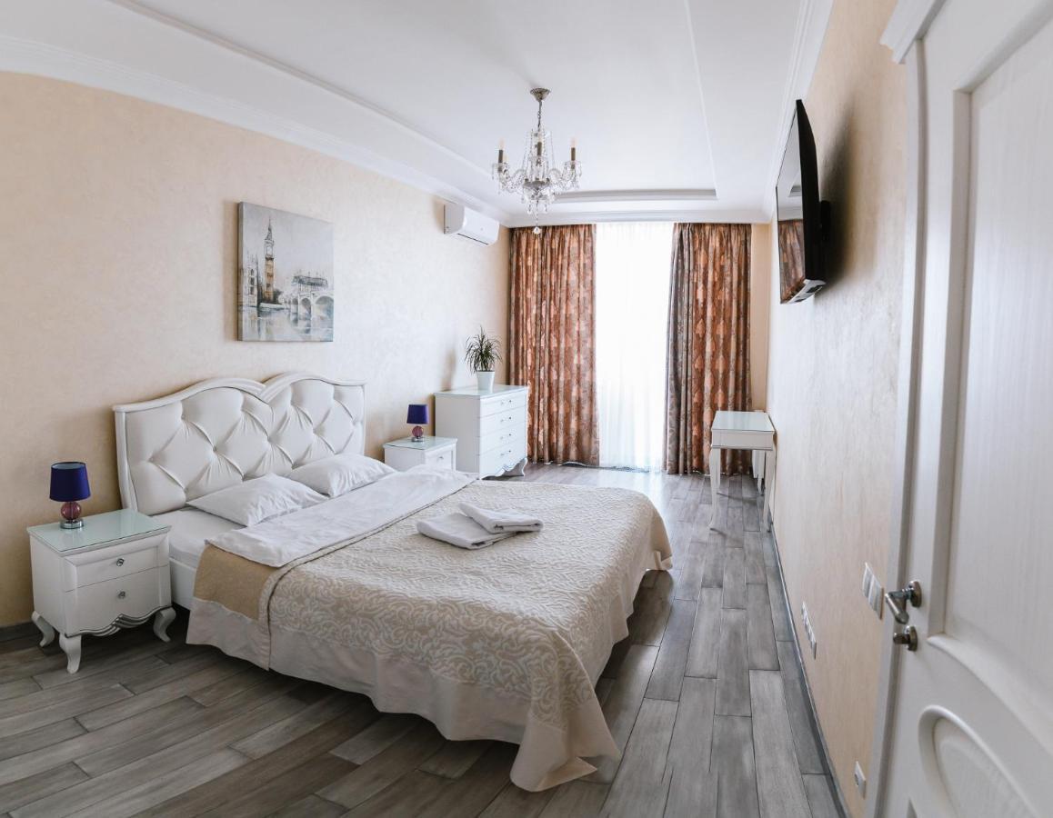 Apartmán Luxury For Business & Pleasure Royal 2 Kyjev Exteriér fotografie