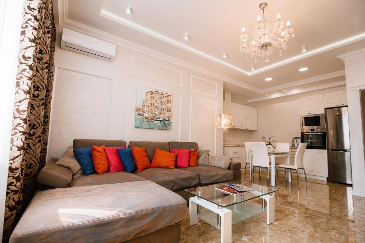 Apartmán Luxury For Business & Pleasure Royal 2 Kyjev Exteriér fotografie